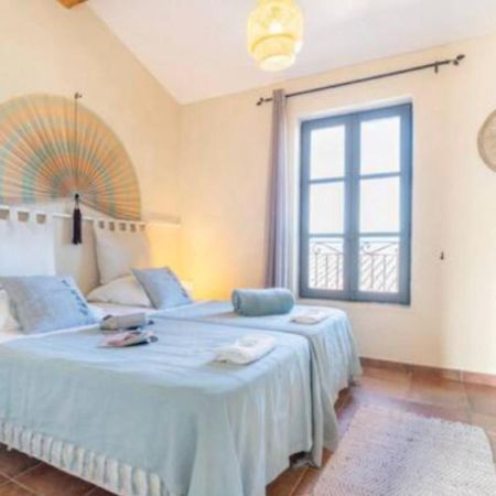 Maison Cosy Lodge 15 P Clim Wifi Cour Garage Montfrin Экстерьер фото