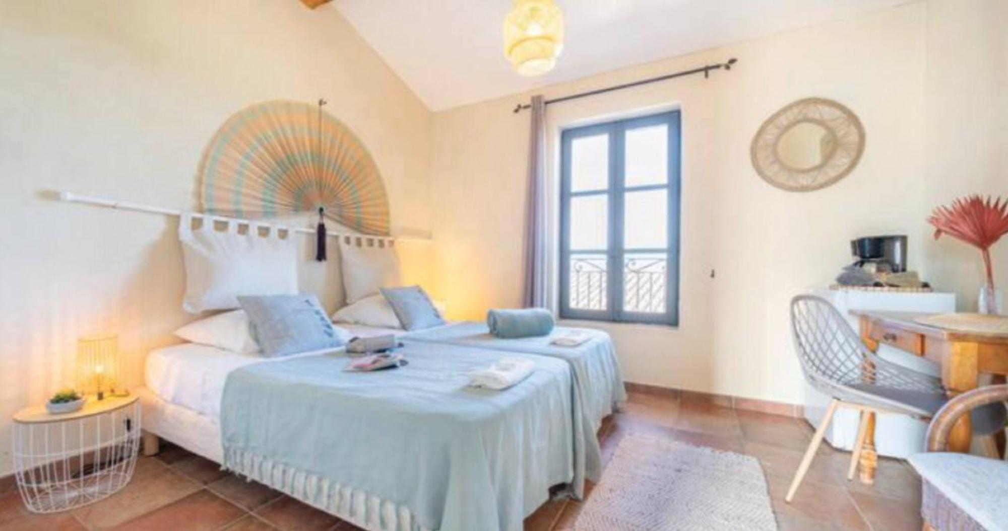 Maison Cosy Lodge 15 P Clim Wifi Cour Garage Montfrin Экстерьер фото
